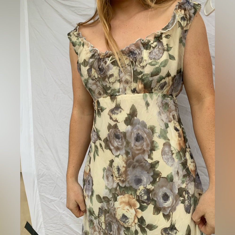 good condition. - Picture 3 of 3